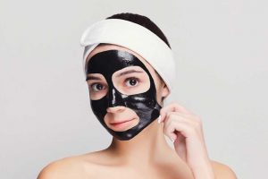crna maska za lice